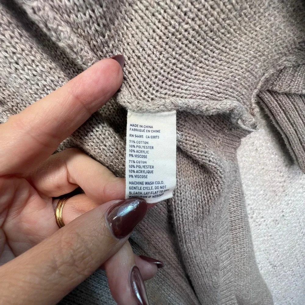 American Eagle Outfitters wrap yourself